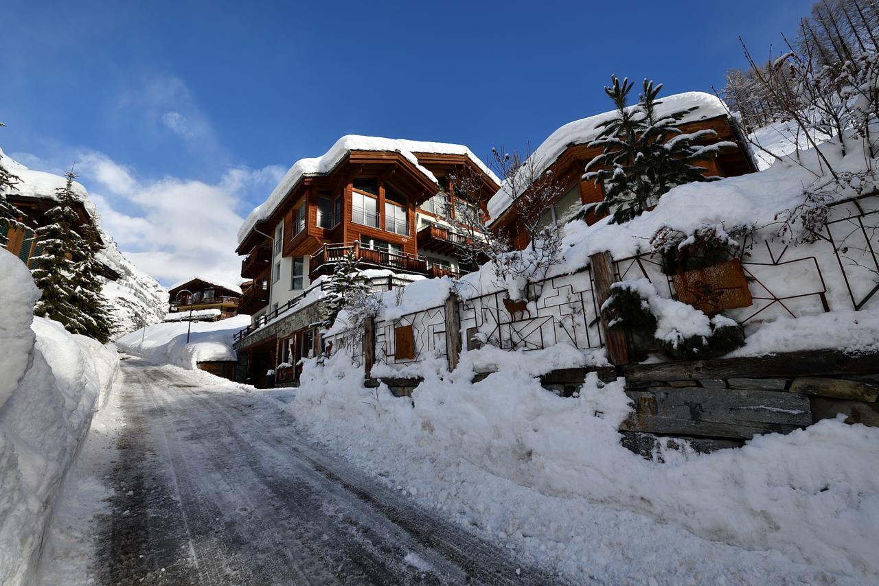 Alpenlodge Zermatt Exterior photo